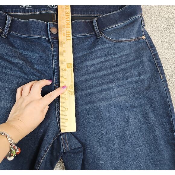 A.N.A Jegging Women 22W Blue Mid-Rise Stretch Denim Pants Plus Size Pull-On - Picture 9 of 10